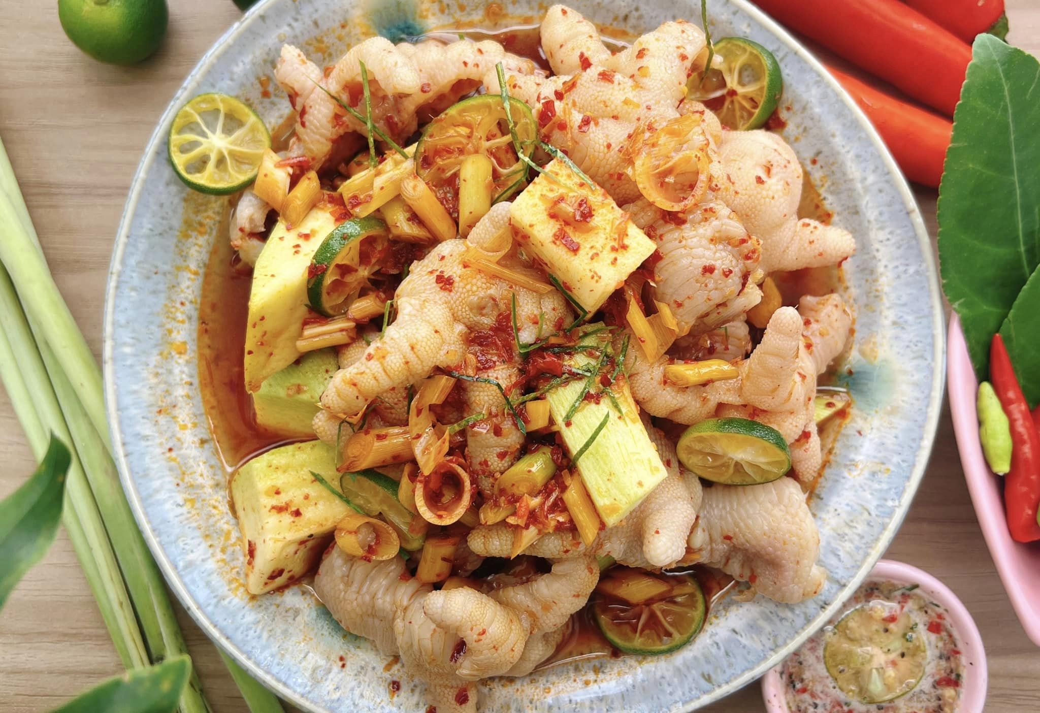 Ăn Vặt Beo Nhí - Bánh Tráng Tỏi Ớt & Chân Gà Sốt Thái - Vườn