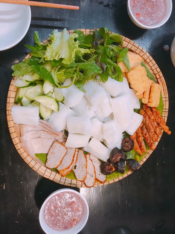 Bún Đậu Mẹt & Lòng Trần Cháo - Dương Quảng Hàm