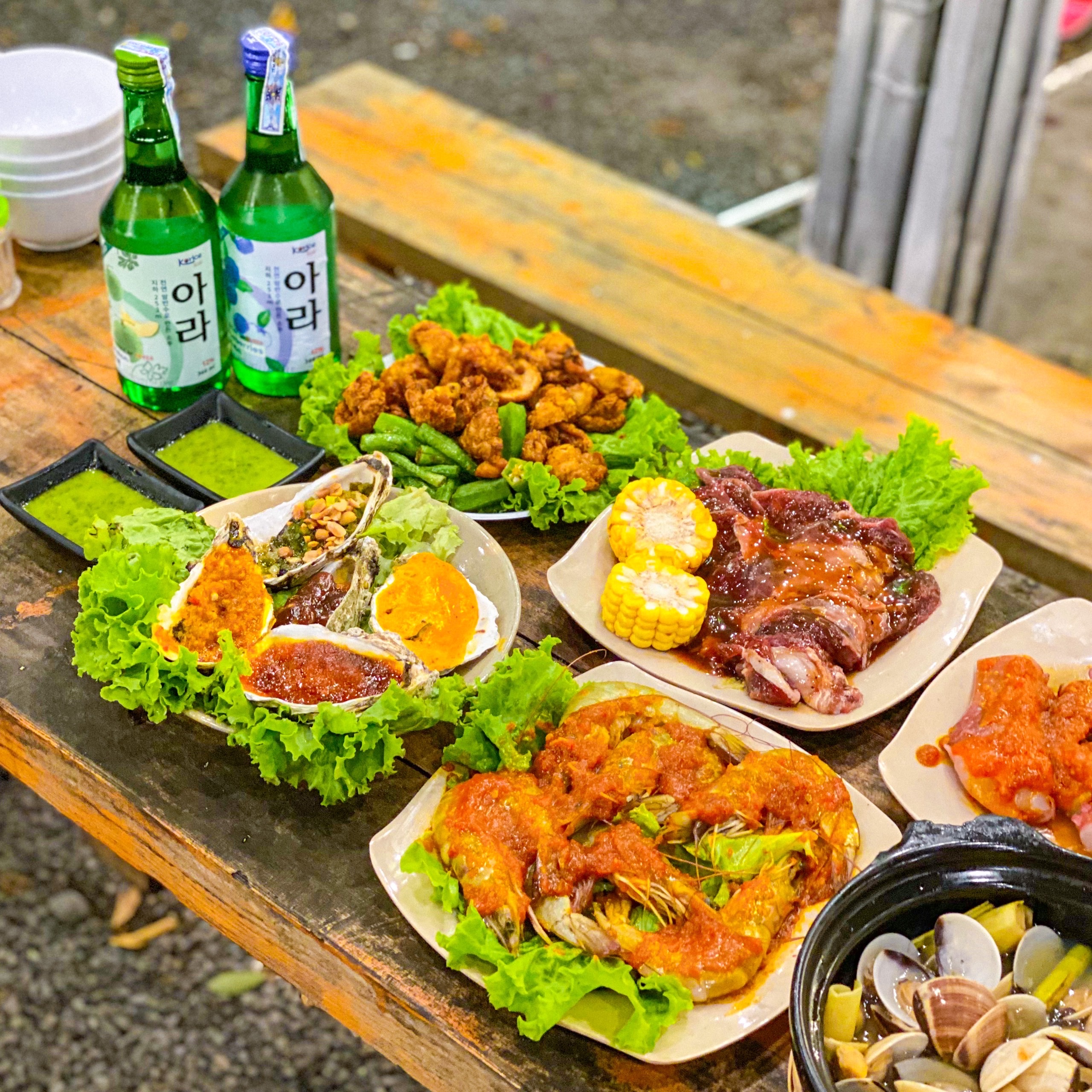 Tiệm Bia Chị Dậu - Trần Nam Phú